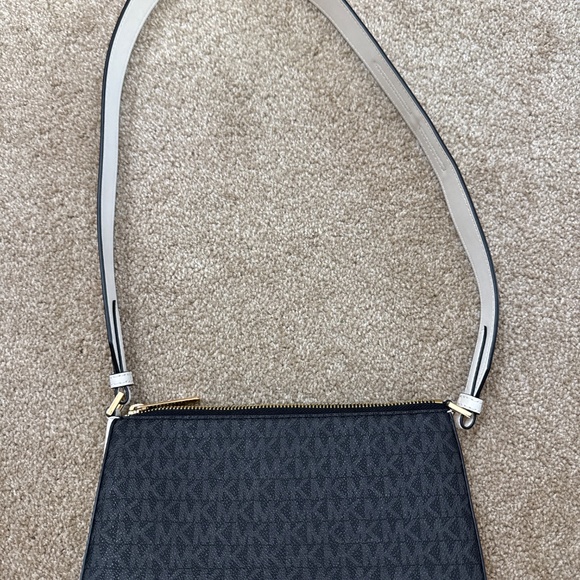 Michael Kors Jet Set Travel Small Logo Shoulder Bag with Pouches - Picture 11 of 16